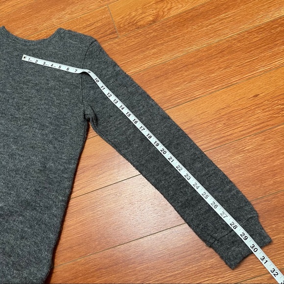 CLU Blouse - Size Small - Gray w White accents - Picture 9 of 9